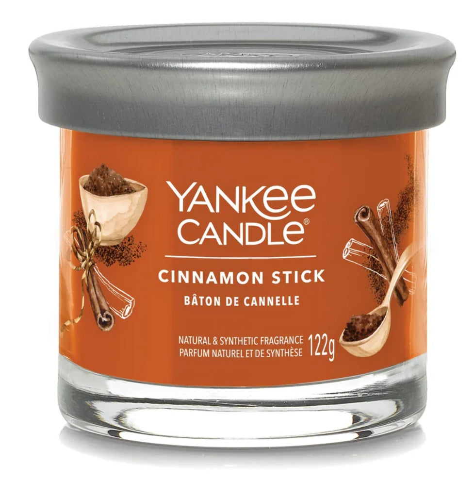 Yankee Candle - Small Cinnnamon Stick - Signature Jar- Sweet & Spicy Fragrance